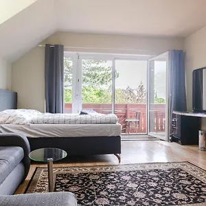 Apartment Exquisite Shared - Your Private In Beautiful, Wien
