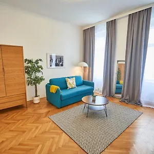 Apartment Renovated & Cozy - Close To Museumsquartier, Wien