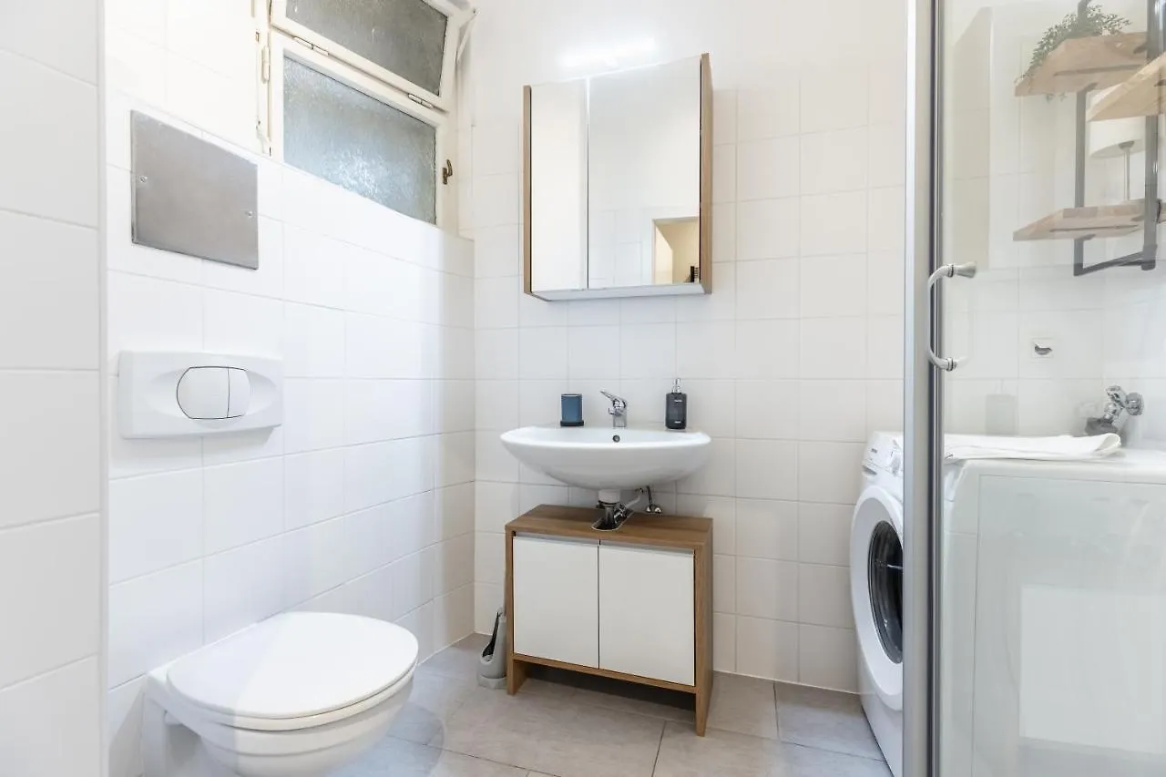 Cozy Studio Apartment Located In Vienna'S Vibrant City Center Austria