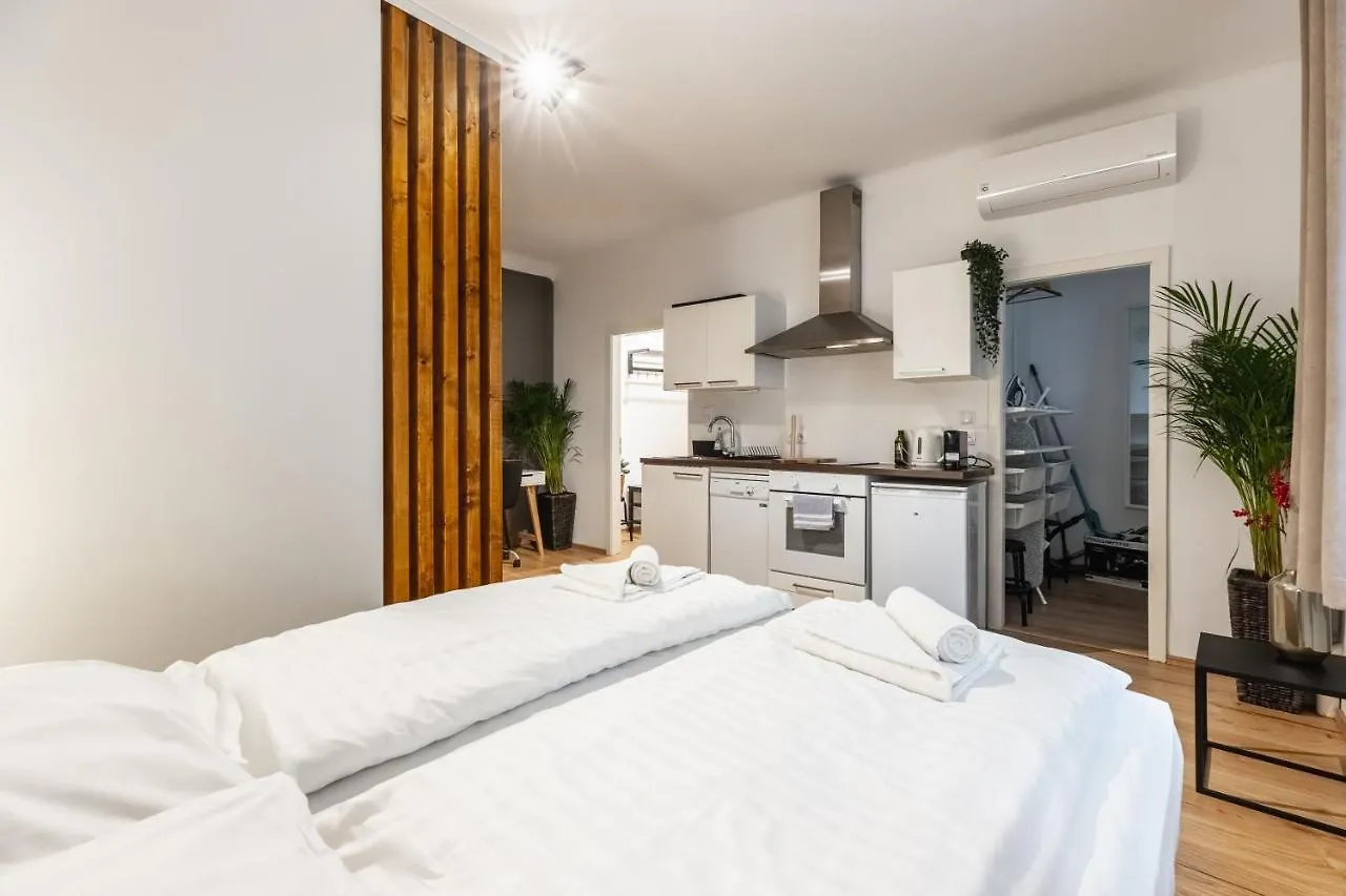 Cozy Studio Apartment Located In Vienna'S Vibrant City Center